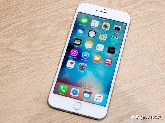 从第一代iphone到现在的iphone12,iphone4s到iphone15