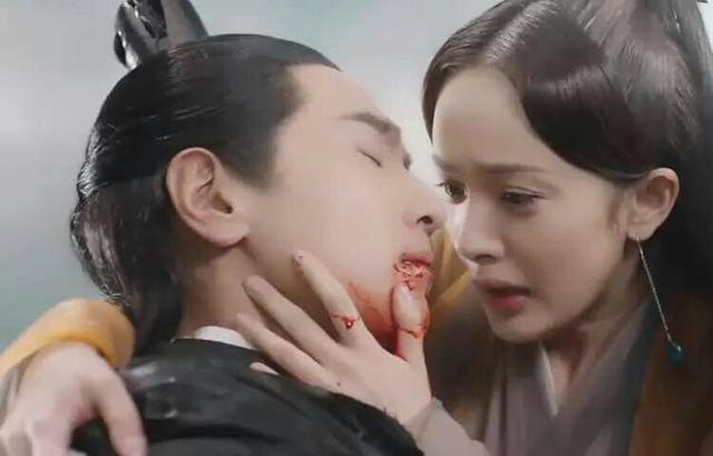 夜华生祭东皇钟墨渊有何反应,墨渊生祭东皇钟完整版无解说