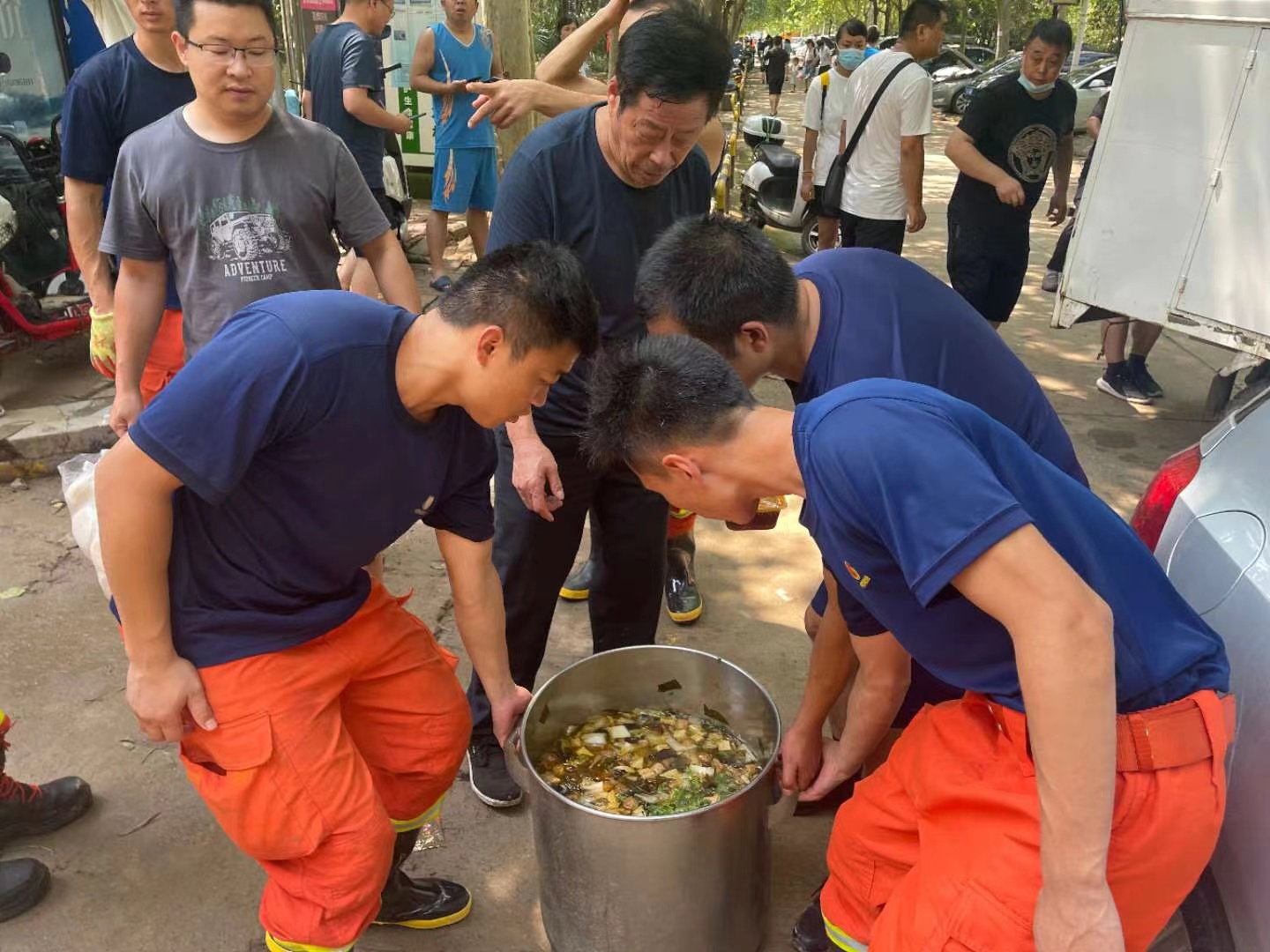 郑州21世纪社区杀人案,暴雨过后的郑州家园