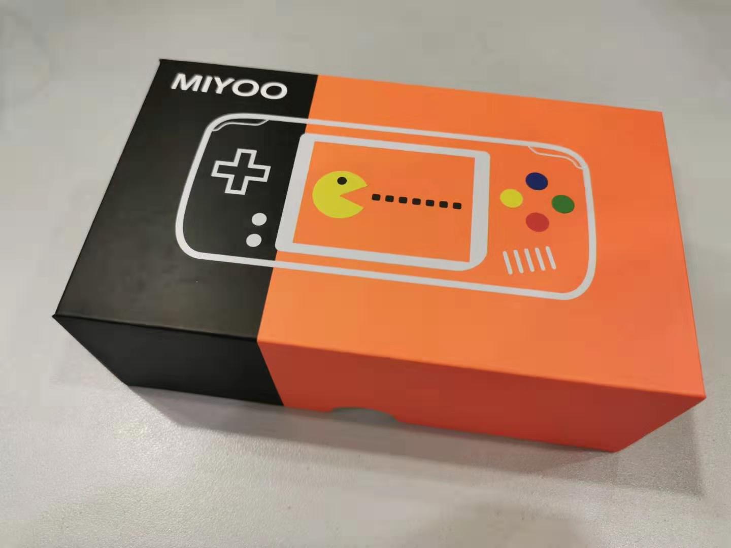 美队和黑寡妇私下玩啥……MIYOO横版迷你怀旧掌机开箱详评