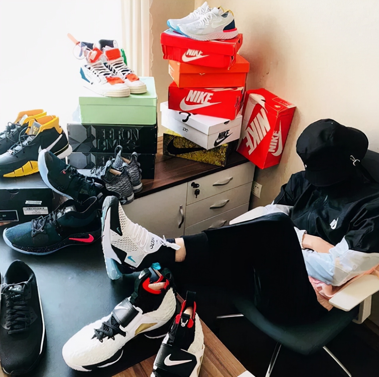 你穿什么样的鞋你便是什么样的人,如何看一个人穿的鞋看出他的性格