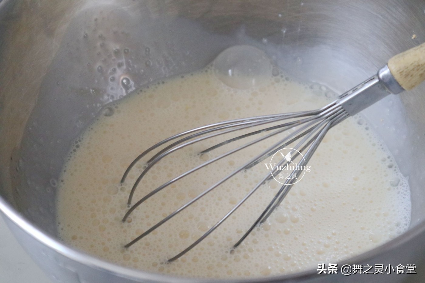 有纯纯的奶香和蛋香的奶黄包,奶黄包真的超好吃