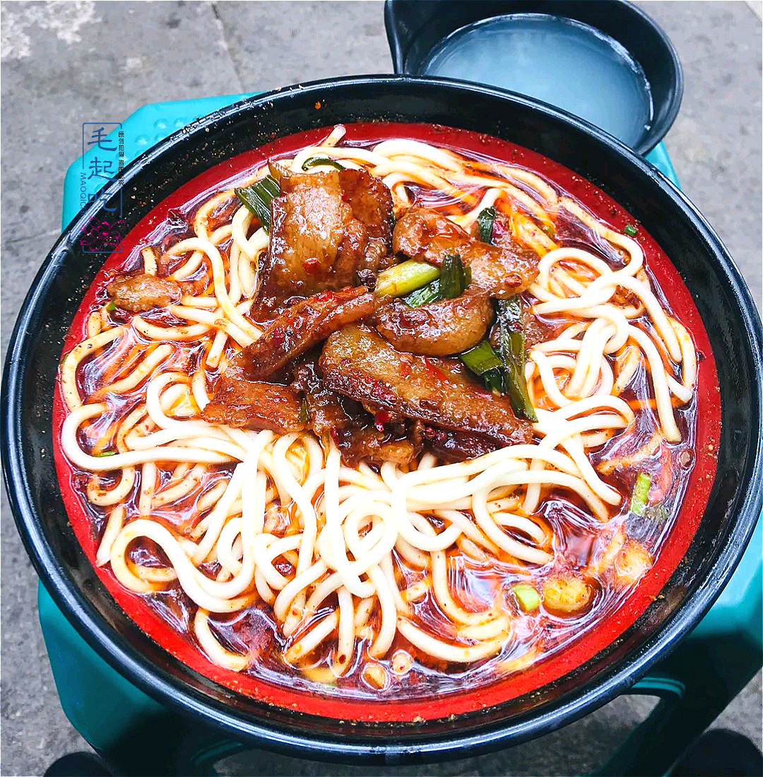 成都回锅肉面馆板凳,成都板凳回锅肉面