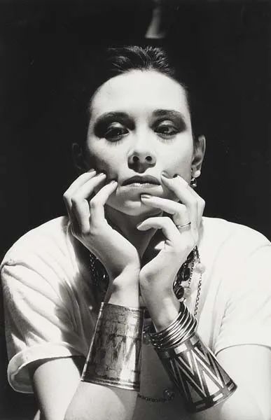 她取了个中国名字，从此纵横西方名流艺术圈30年