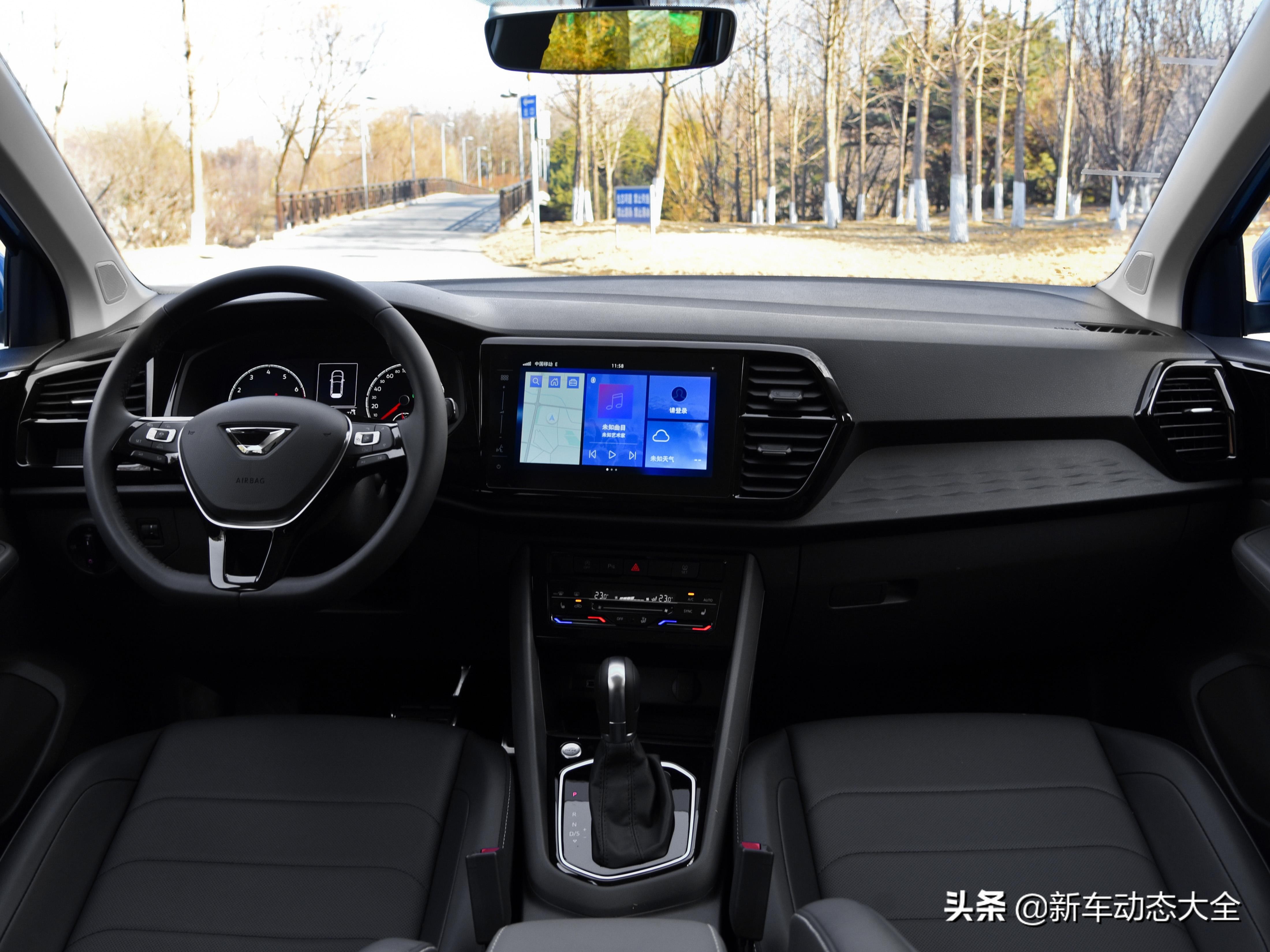 最新款捷达vs7手动挡7座,捷达vs7和捷达哪个更值得买