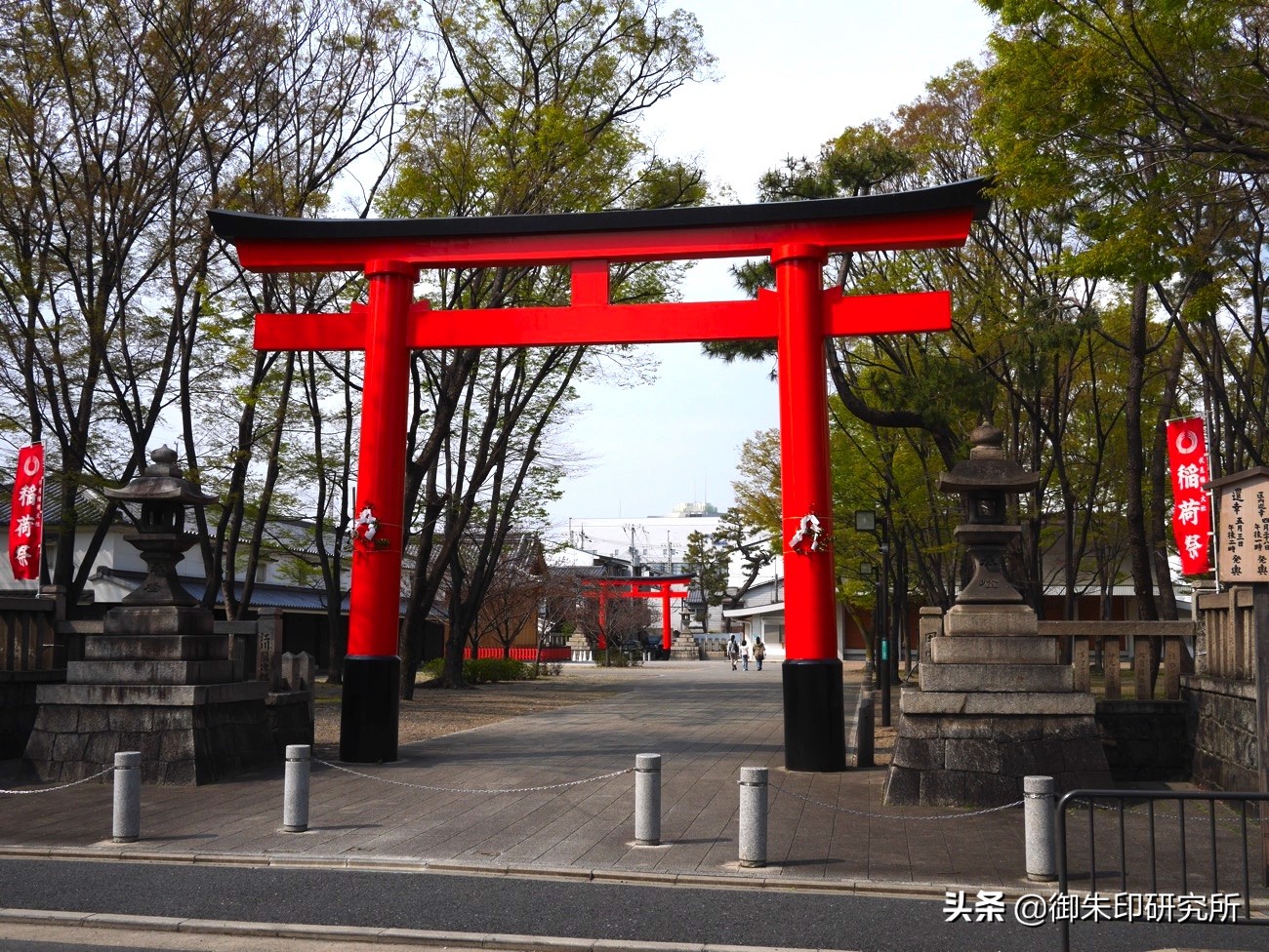 京都伏见稻荷大社旅游,京都伏见稻荷大社要门票吗