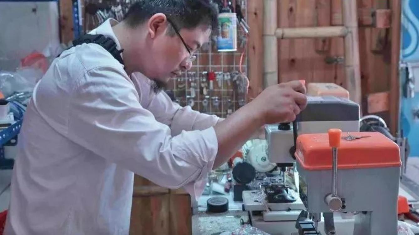 没钱应该怎么学会做生意,生意怎么做低成本高收入