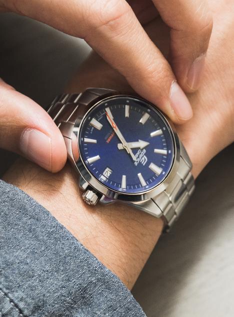 卡西欧edifice系列eqw-a1200db-1a限量版,卡西欧casioedificeecb-900db-1a