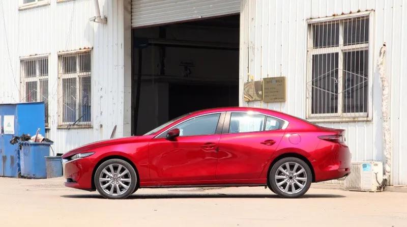 五菱荣光新卡双排地摊车,目前五菱荣光最便宜的车型