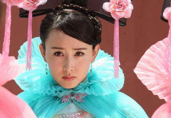 “蕾丝”挂脸上，《天龙八部》告诉你，“得罪”造型师后果有多惨