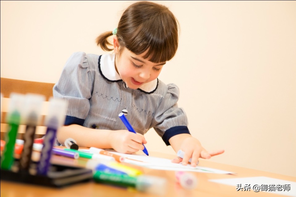 三岁宝宝睡觉不踏实易醒哭闹,三岁宝宝睡觉惊醒哭闹怎么回事