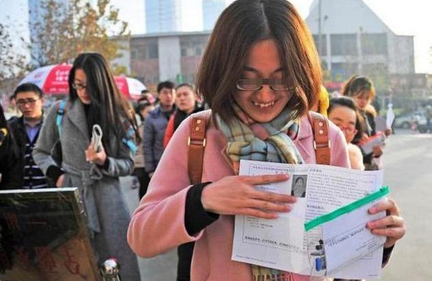 如果不当老师考教资有用吗,教师资格证过了就可以当老师了吗