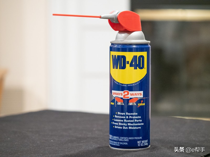 去除玻璃上的贴纸胶最快方法视频,有什么办法去除贴纸