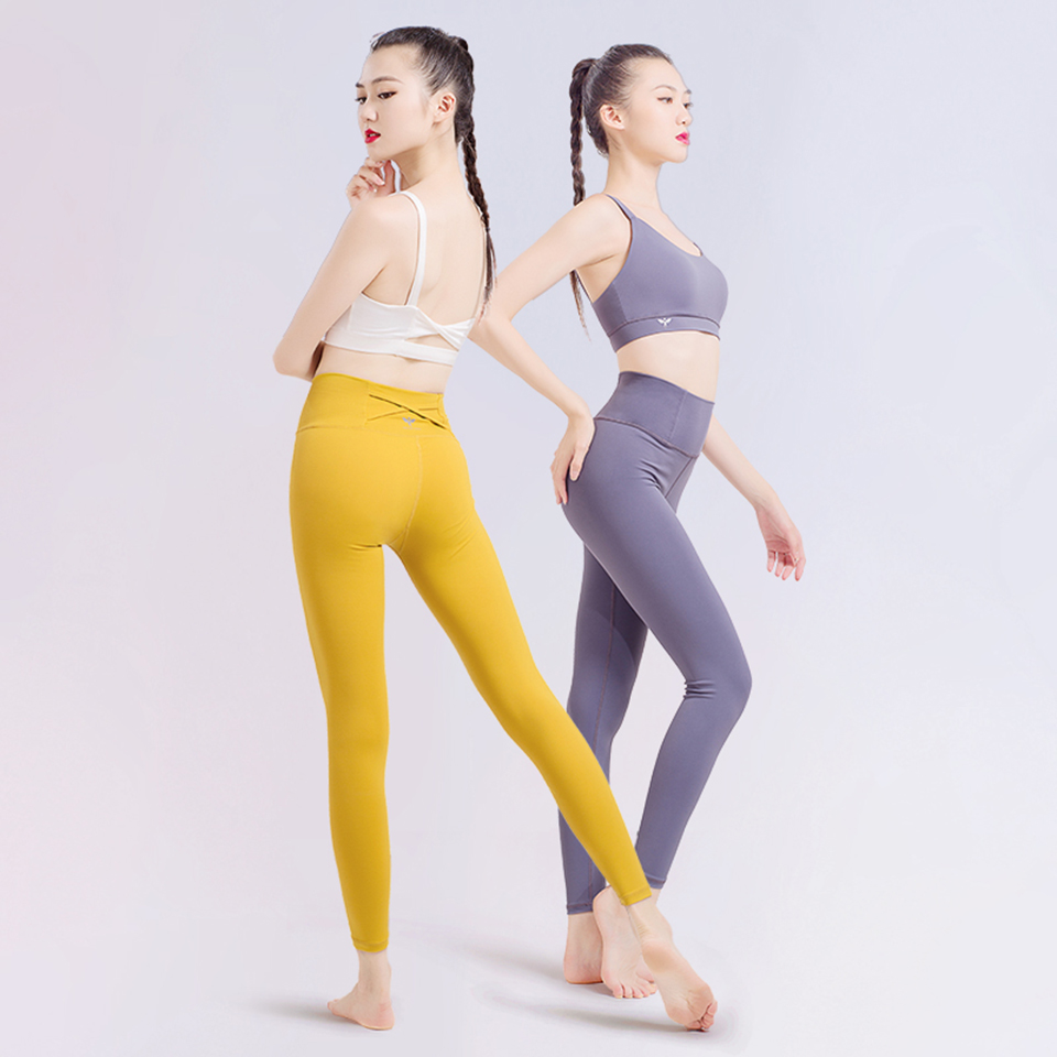 品牌正品瑜伽服套装冬天,适合秋冬穿的瑜伽服套装