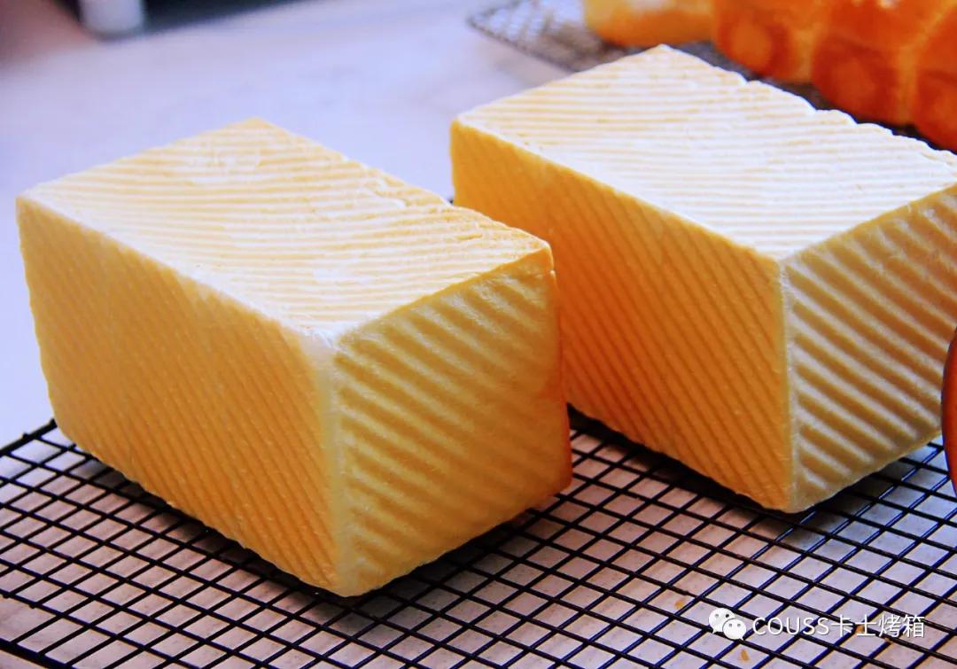 软糯香甜的吐司面包,绵软的云朵面包