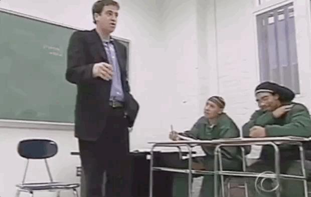 52岁保安获得厦门大学学士学位,51岁保安获厦大学士学位后再写书