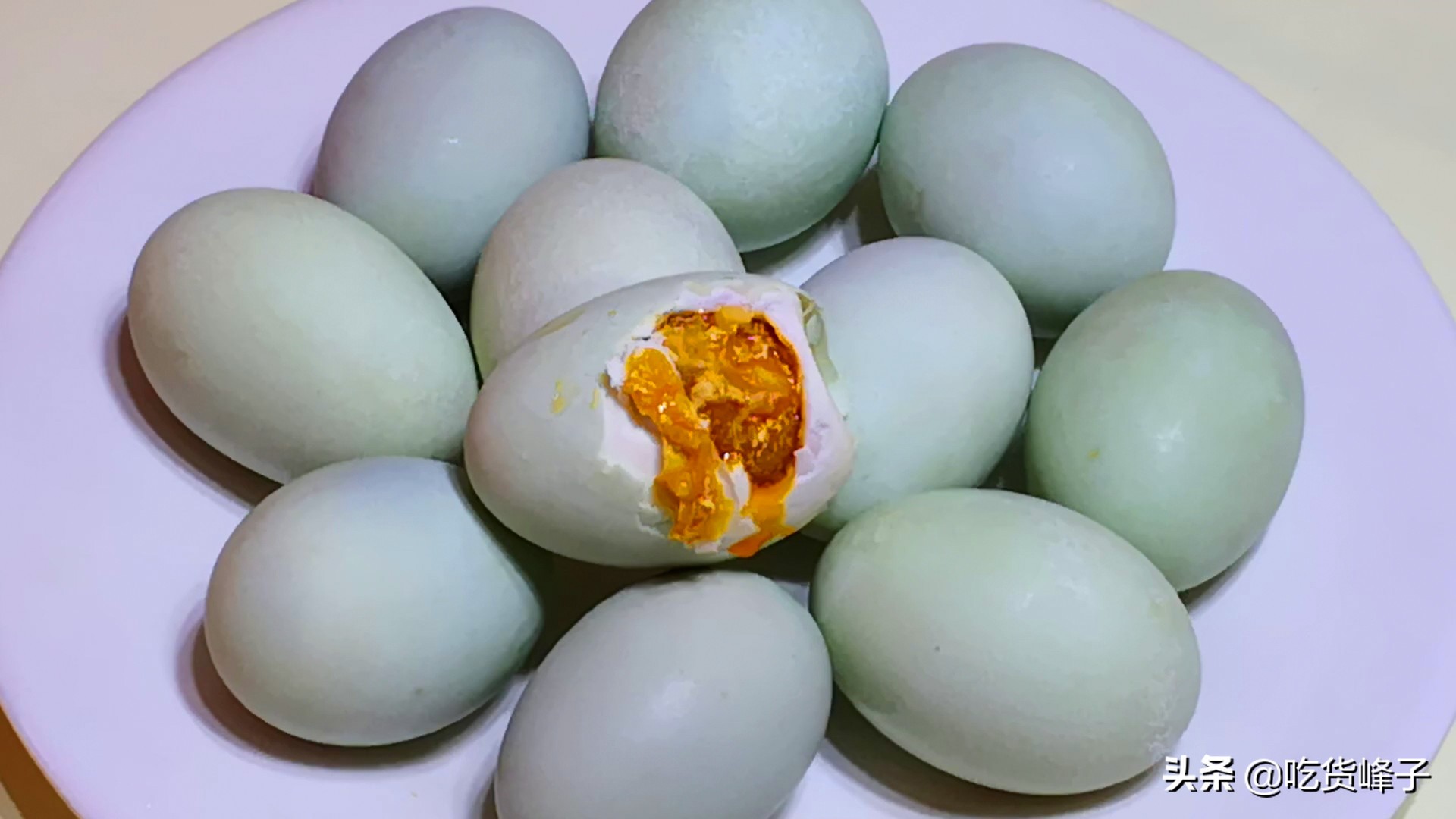 我家的咸鸭蛋腌了10年了还能吃吗,我家鸭蛋放时间长了坏了还能吃吗