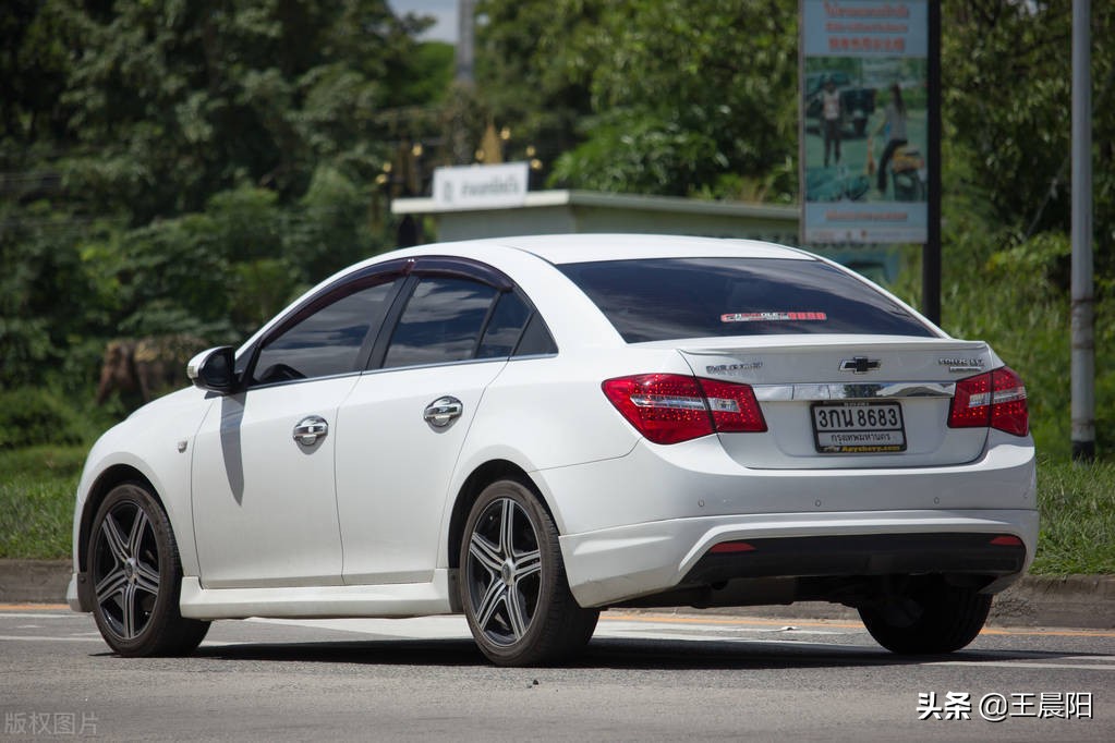 18年雪佛兰科鲁兹真实油耗,09款雪佛兰科鲁兹油耗高怎么回事
