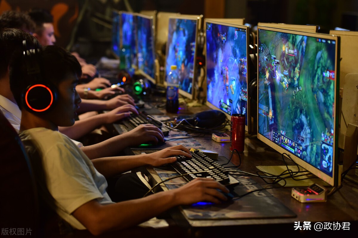 edg夺冠实时热评,edg夺冠年轻人