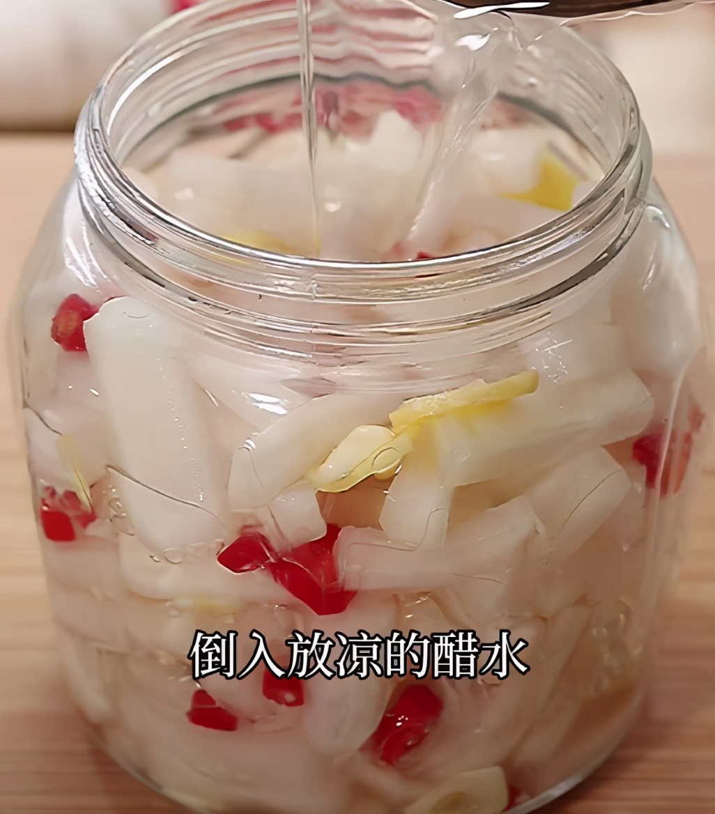 吃起来脆酸甜泡萝卜条的腌制方法