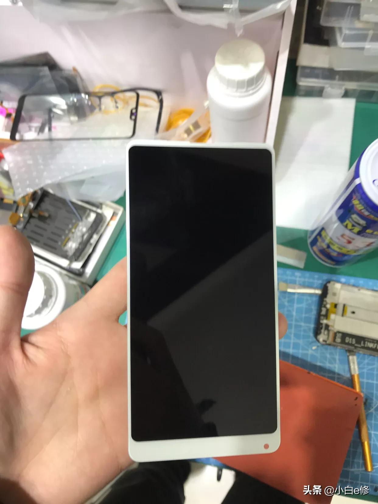 mix2全陶瓷尊享版换听筒,mix2尊享版换外屏