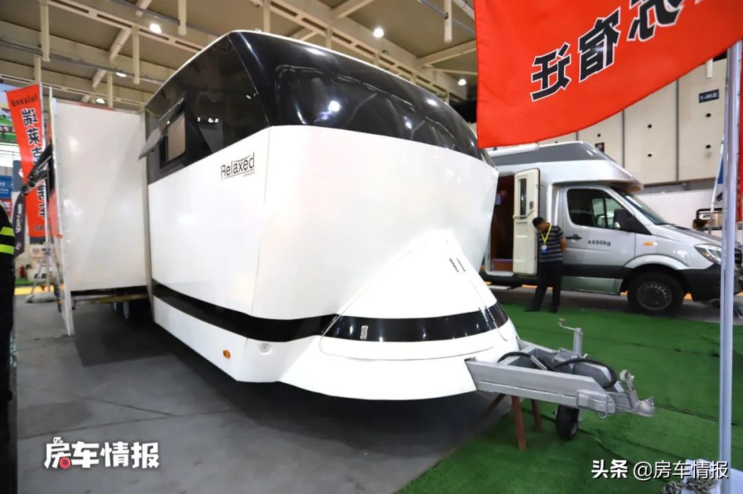豪华科技感十足的房车,空间能变大的国产房车