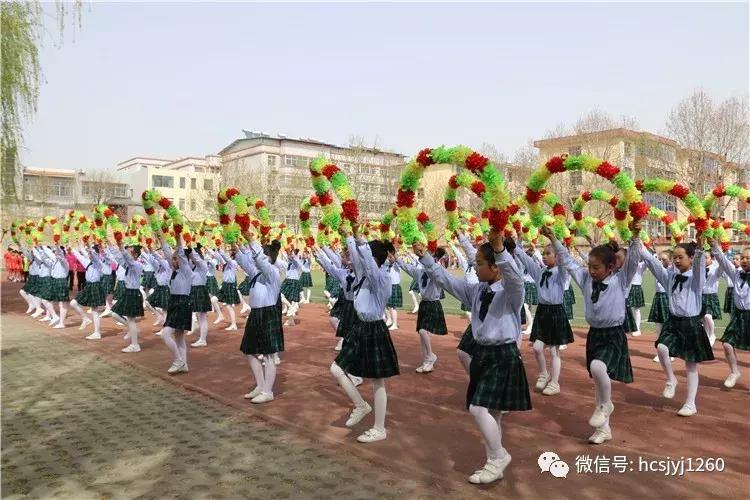 年度盛典激情燃烧|韩城小“C罗”强劲出场见证“强国一代”的足球梦（组图）