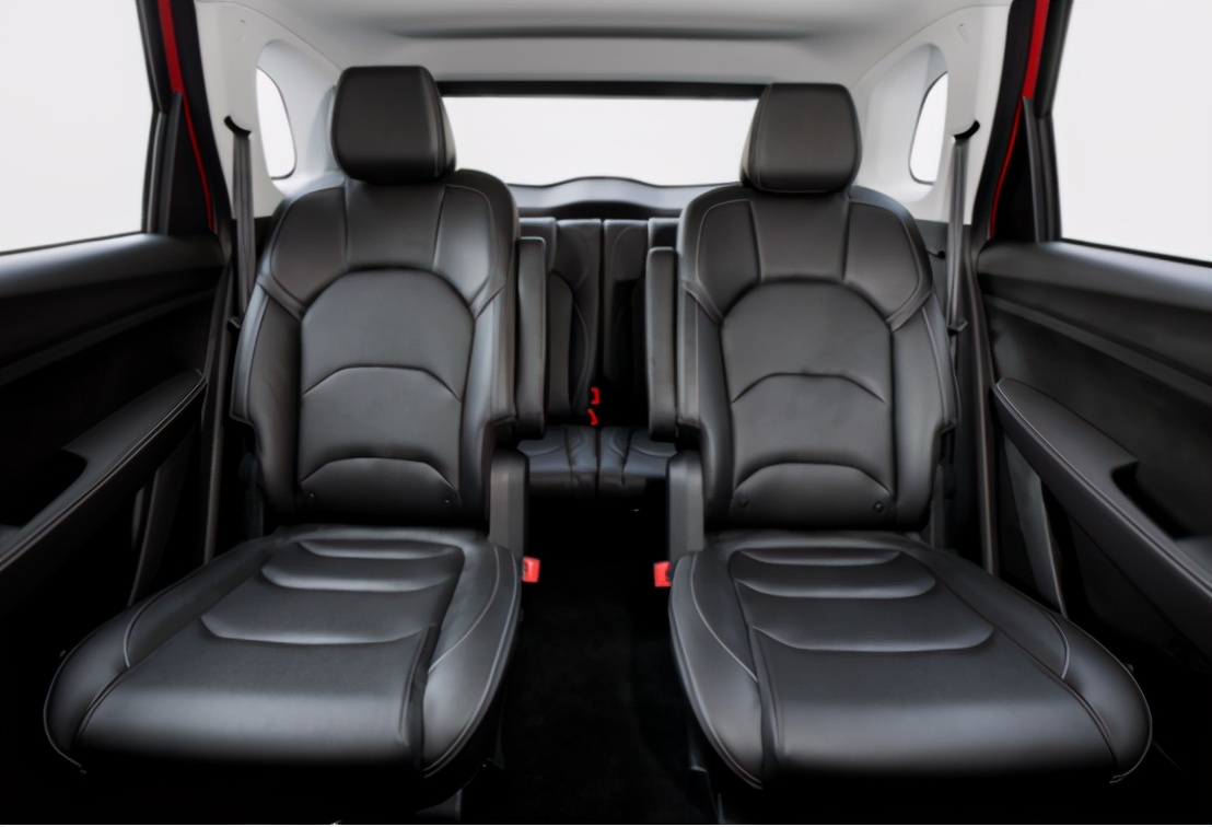 宝骏汽车对比五菱汽车哪款好,宝骏对比