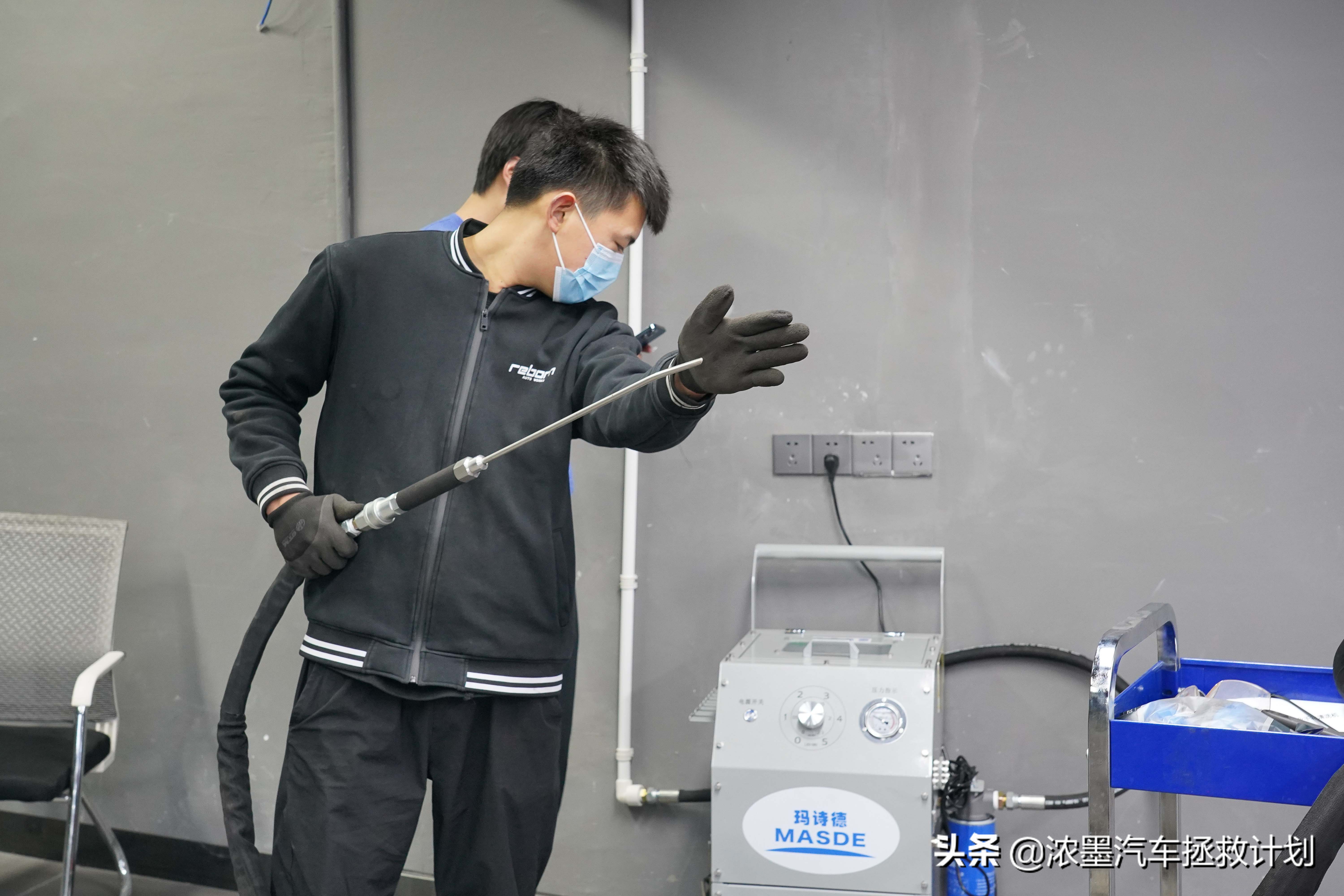 09款途锐全车修复翻新,完美修复一台即将报废的途锐