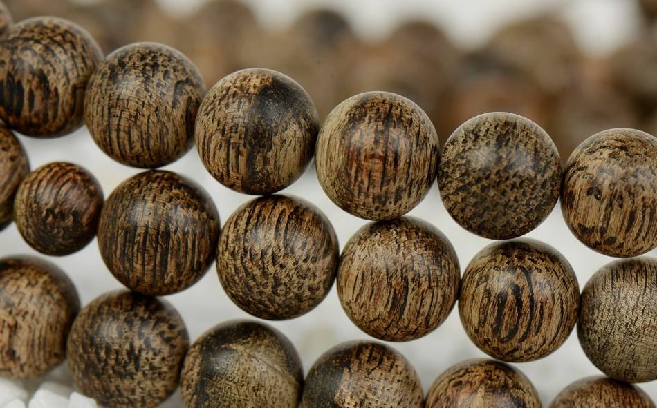 沉香长时间佩戴会包浆吗,沉香寿命为什么这么高