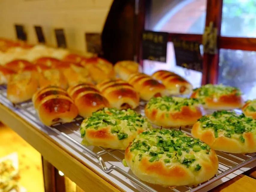 最近最火爆的面包店,老牌面包店探店