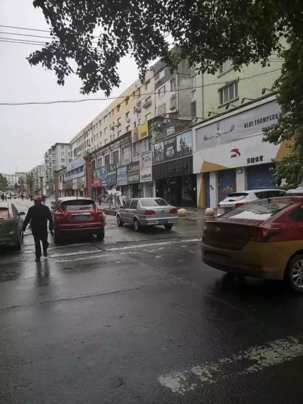 男子花5万块在黑龙江鹤岗买房,男子直播五万在鹤岗买房全过程