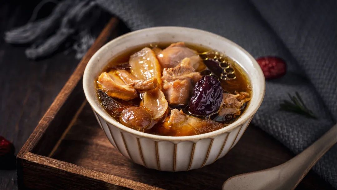 鸡汤这样做汤汁才鲜美美食分享,鲜美的鸡汤做法简单