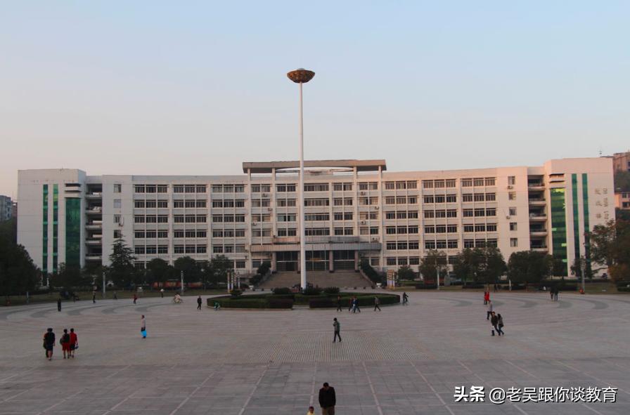 湖南人文科技学院前景如何,为什么说湖南城市学院是黑马