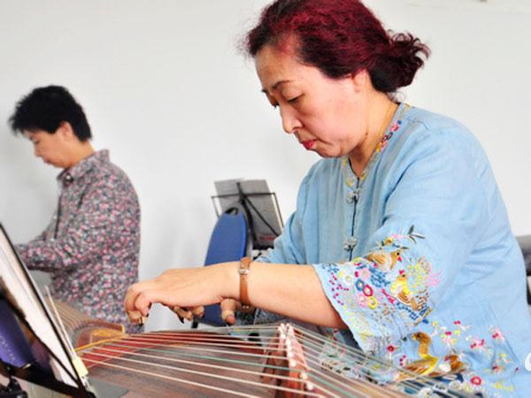 成年人学古筝一般多久能学会,青花瓷古筝零基础多久能学会