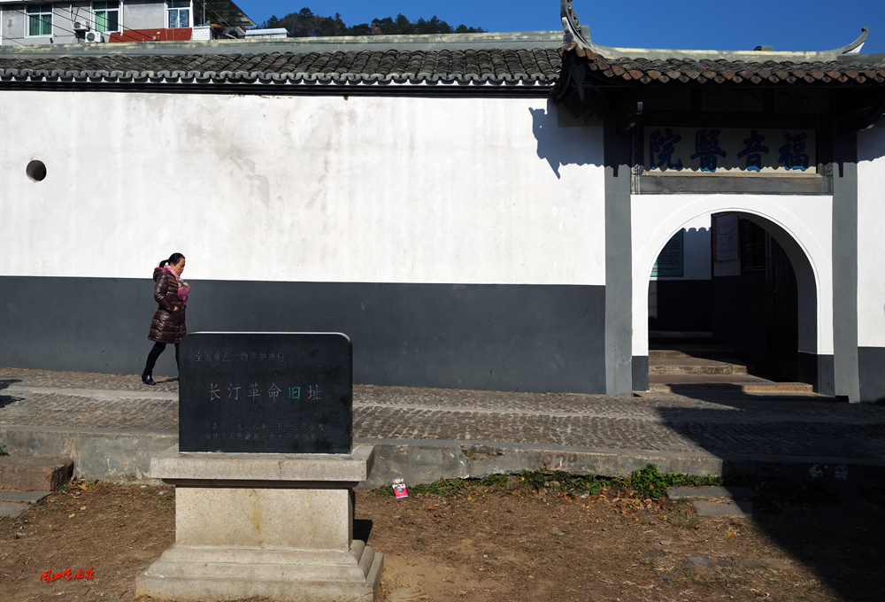 闽西长汀(汀州)古城旅行记:汀江水绕佛挂珠,千嶂深围四面城