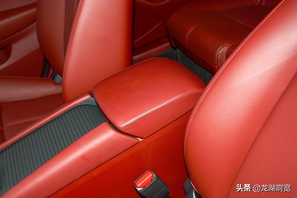 东瀛宝马！最美魂动红马自达CX4是最值得购买的平民买菜车吗