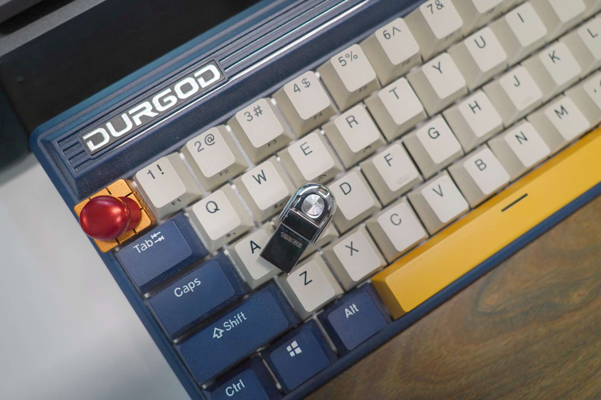 爱国者手机u盘无法使用,爱国者u盘连接手机不显示容量