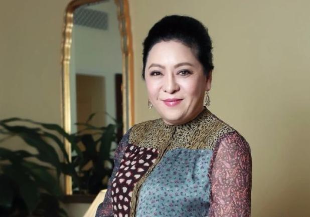 药水哥与黑粉学狗叫,下跪认错学狗叫