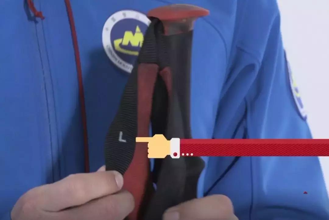 如何正确使用登山杖教程,用登山杖的正确方法