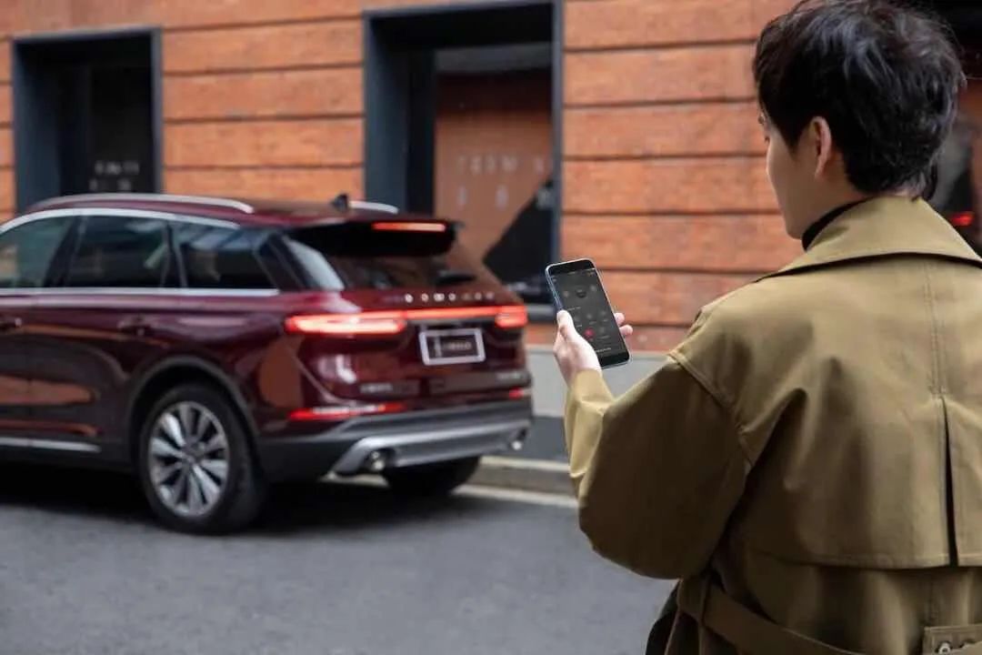 撕掉标签,是迈向高能人生的第一步