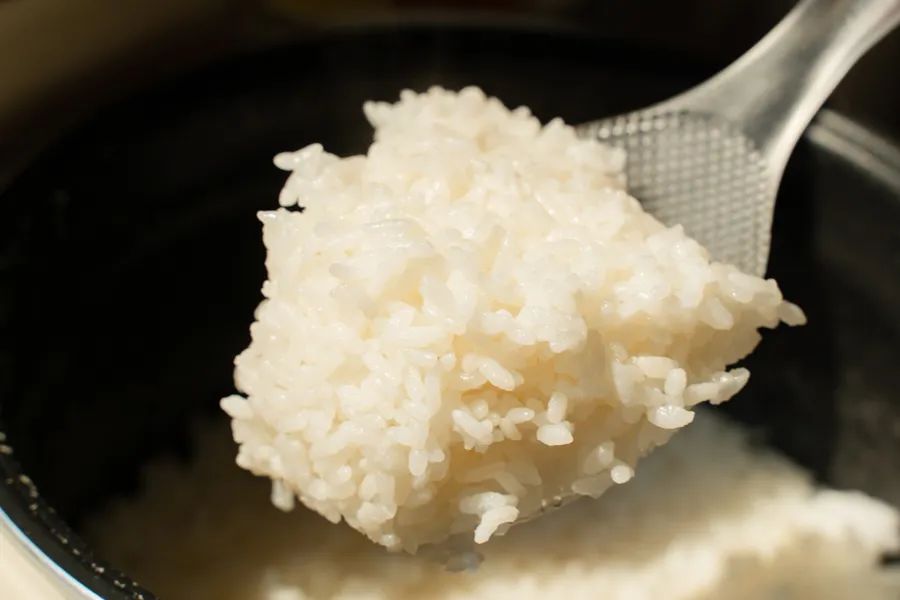 被薇娅直播间榨干零食预算后,写出了这篇测评报告(上)