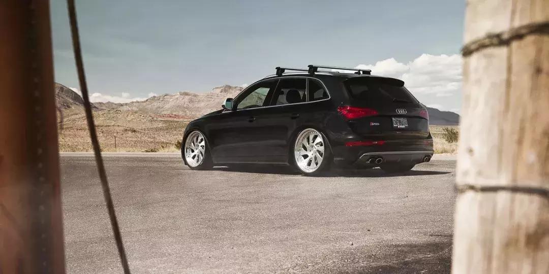 大片来袭!一台运动的“胖子”-奥迪Q5,改装后帅气姿态不输跑车