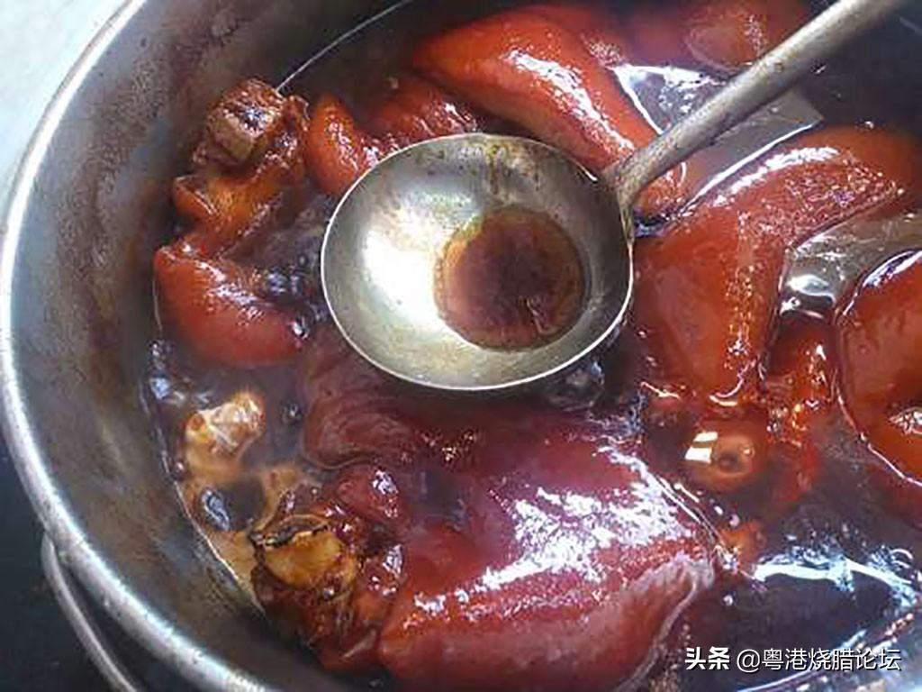 广东隆江卤水猪脚做法,卤猪脚很油怎么办