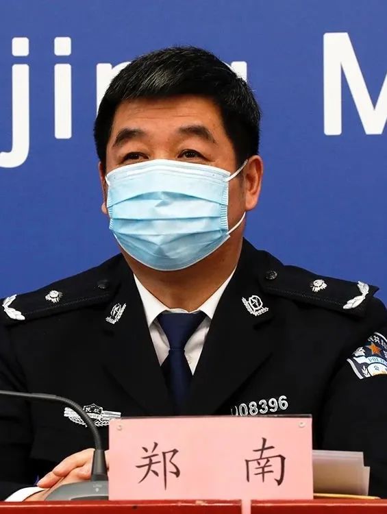 首都机场安排警力保障海关测温，警车护送旅客转运新国展