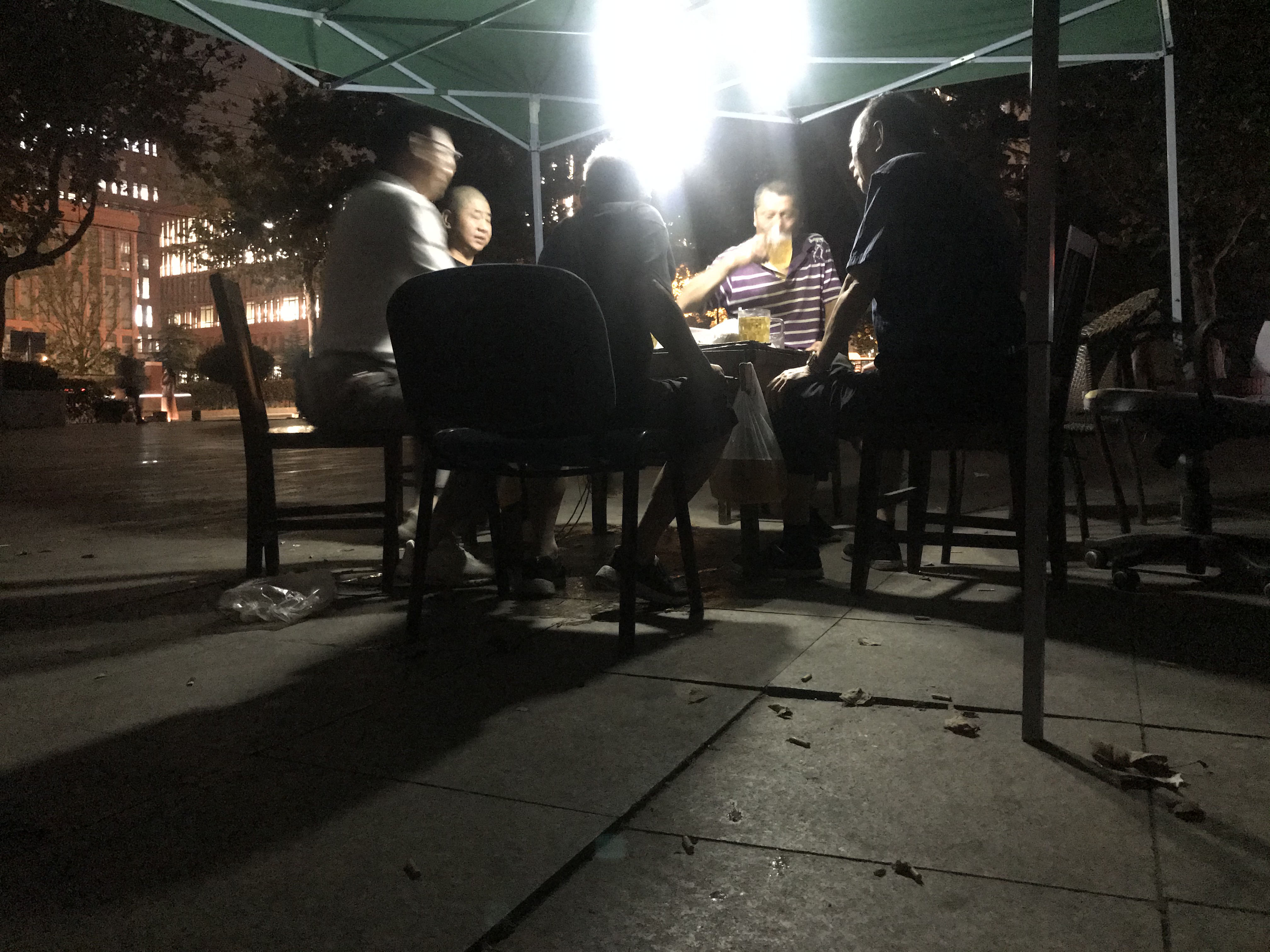 要离开了对朋友说的话长篇,要离开这个伤了心的城市的说说