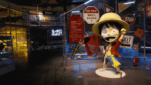 他肢解卡通人物，不但没毁童年，还倍受追捧