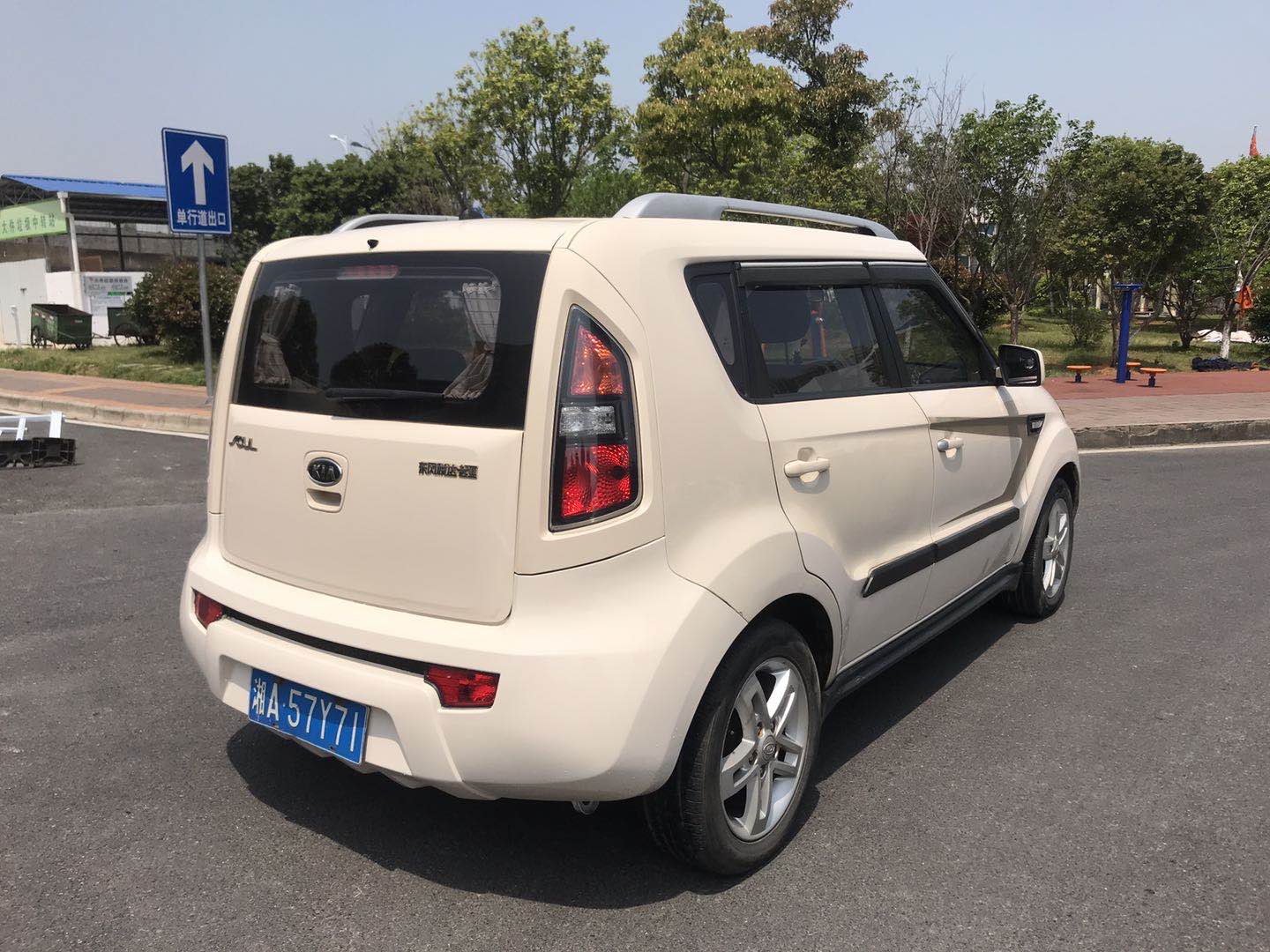 起亚最有颜值的轿车,二手两厢车起亚秀尔