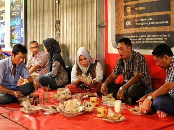 印度尼西亚的华人现状,印度尼西亚真实视频