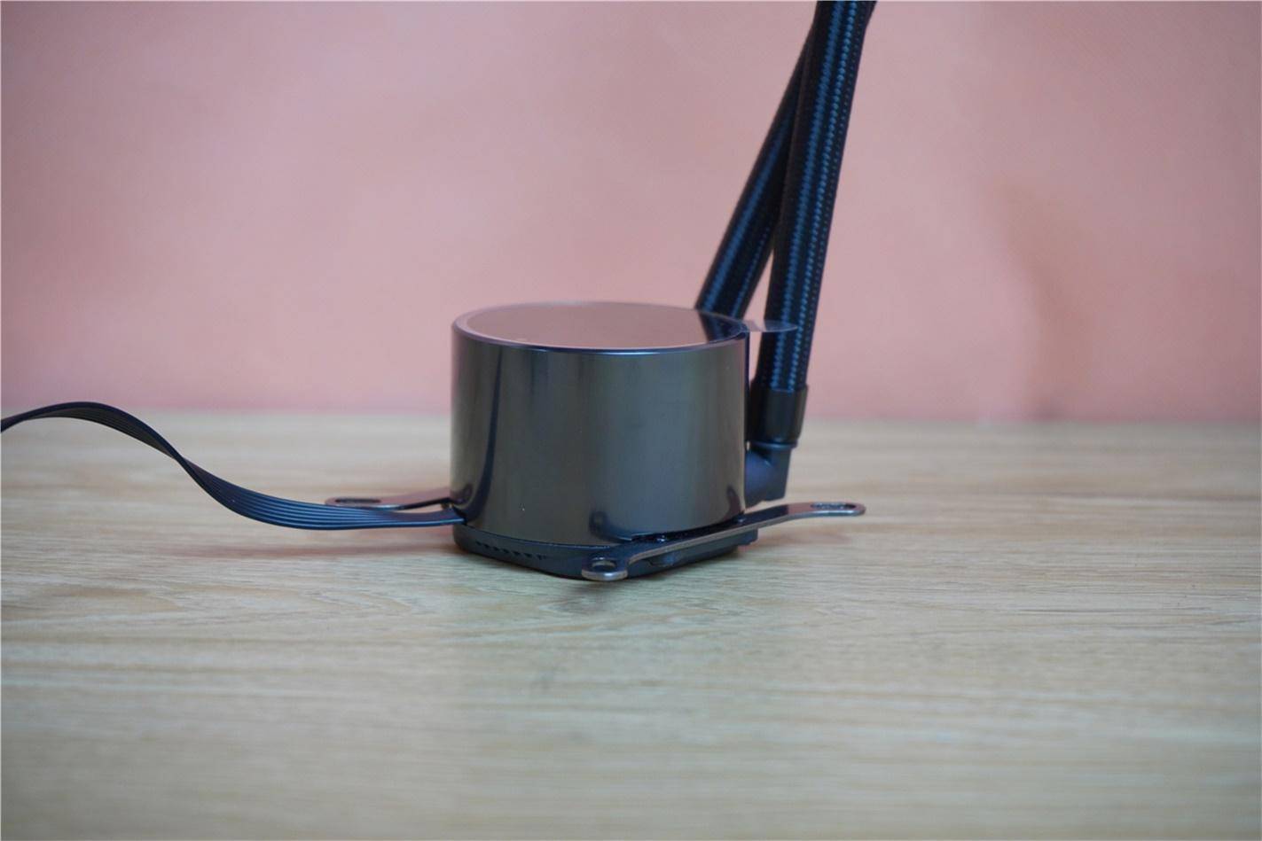 分体式水冷和一体式水冷对比测试,分体式水冷和一体式水冷哪种好些